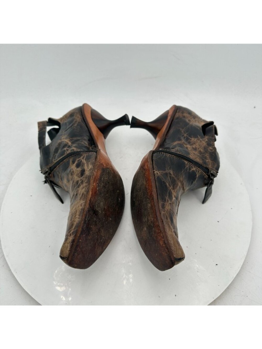 CYDWOQ Women Size EU 36.5 US 6.5 Brown Distressed Leather Kitten Heel Shoes - Picture 7 of 11